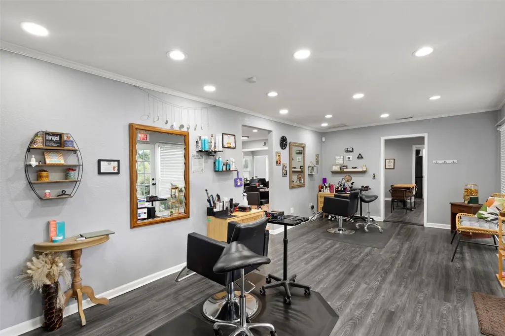 1207 S Washington Street Kaufman TX 75142