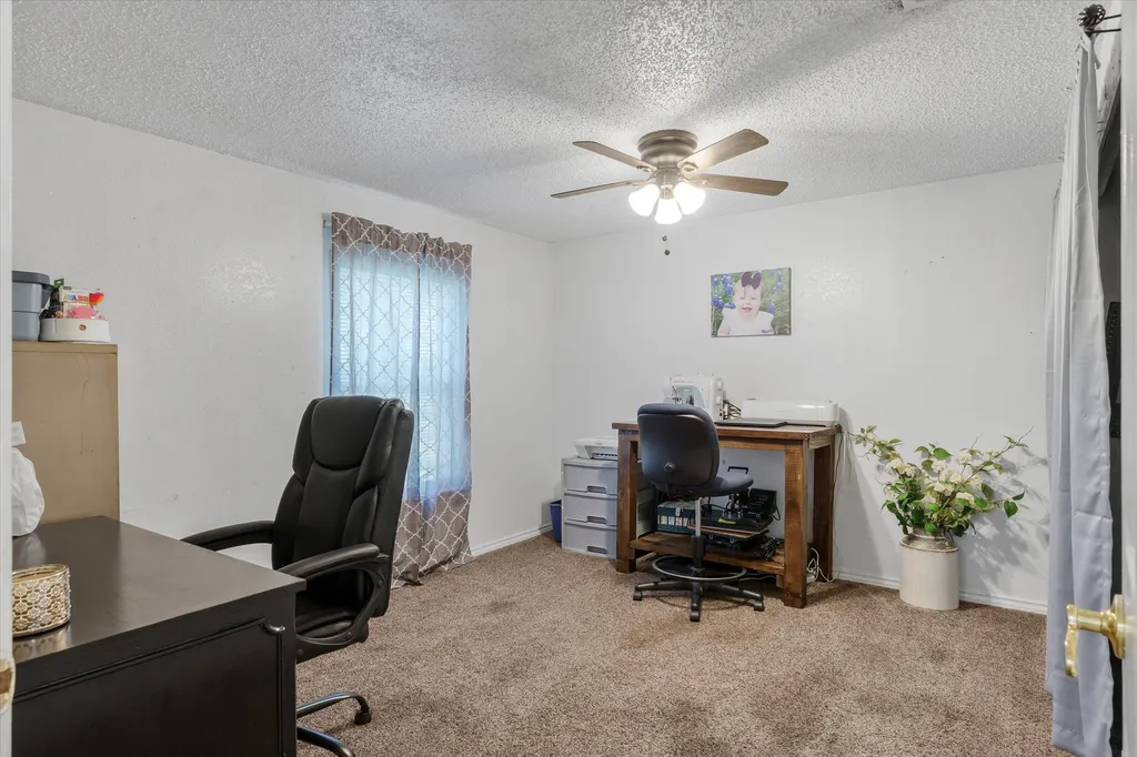 10604 Cr 360 Terrell TX 75161