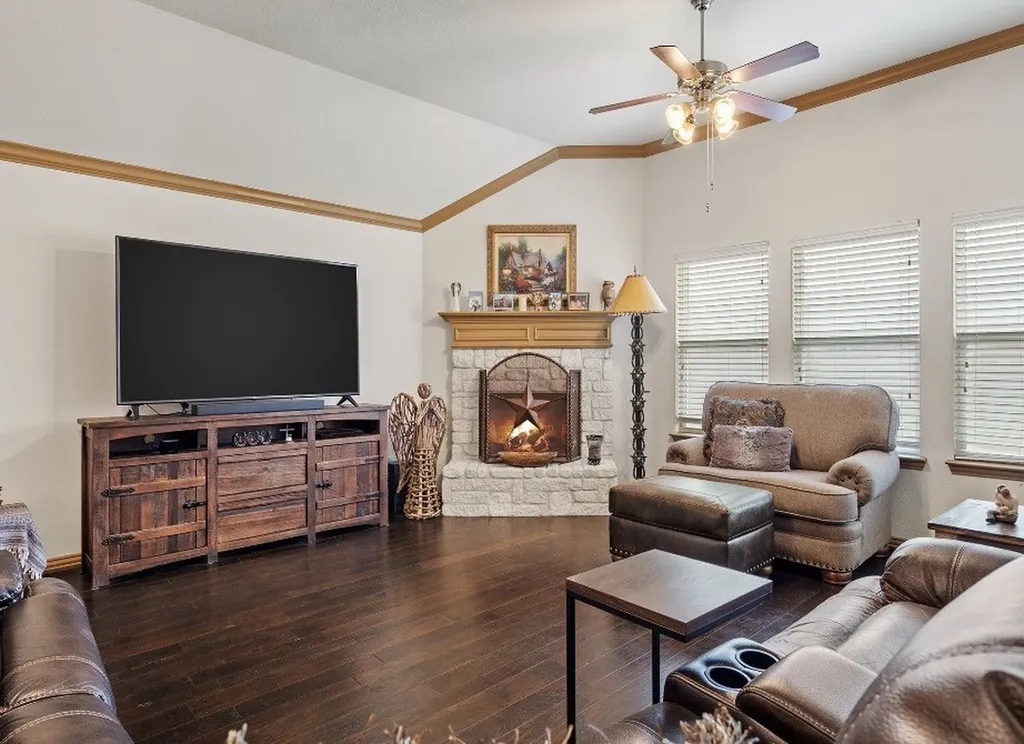 1009 Ethan Drive Greenville TX 75402