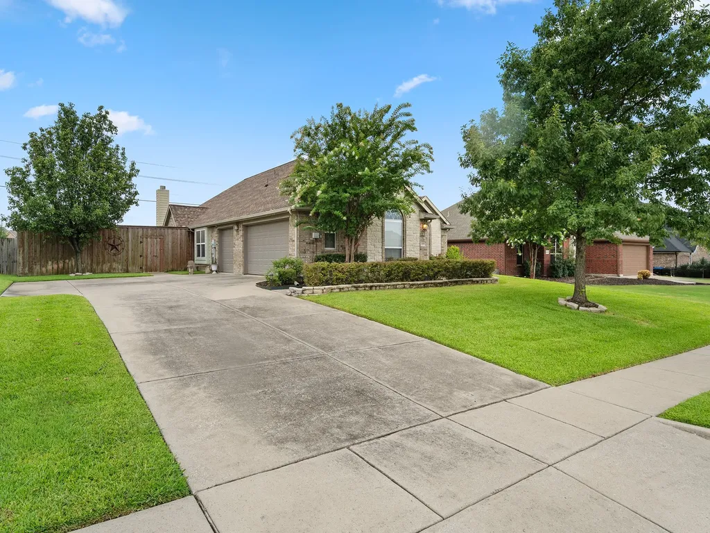 1009 Ethan Drive Greenville TX 75402