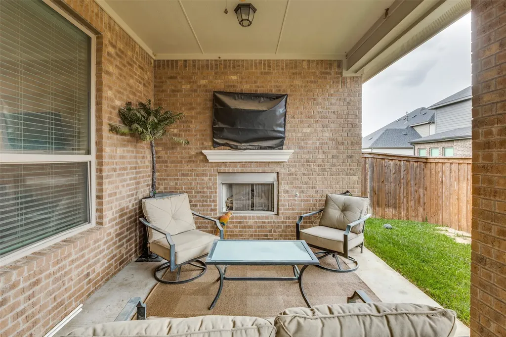 2810 Green Circle Drive Mansfield TX 76063