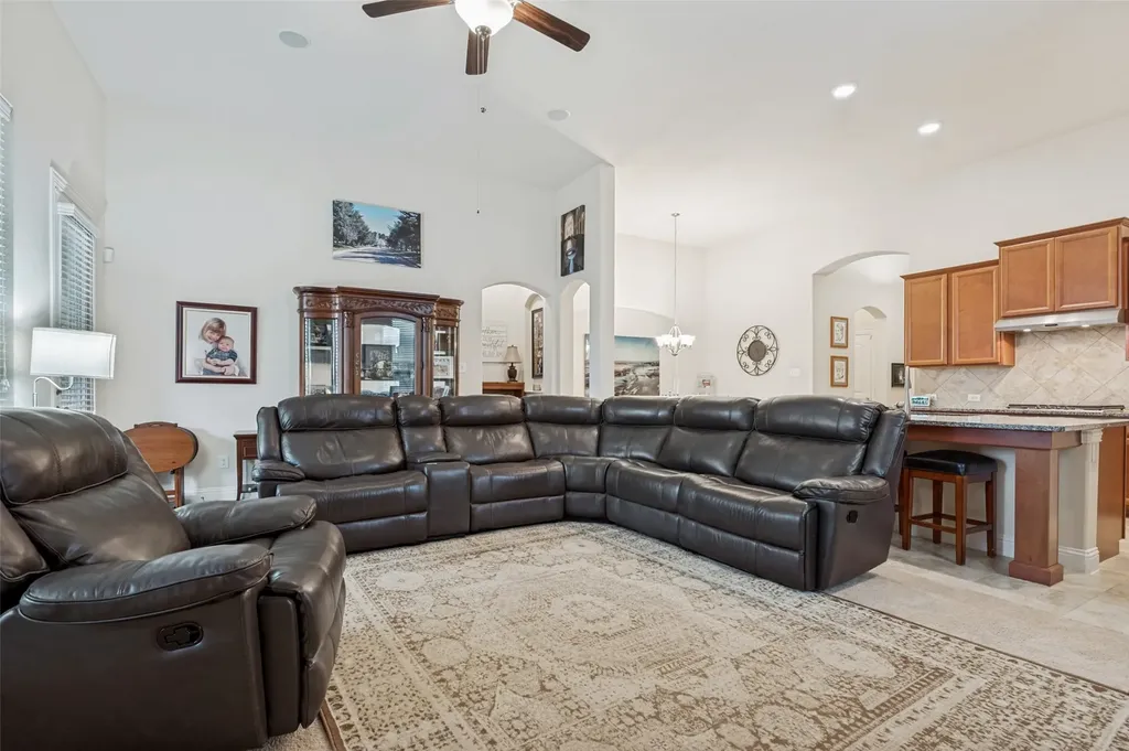 2810 Green Circle Drive Mansfield TX 76063
