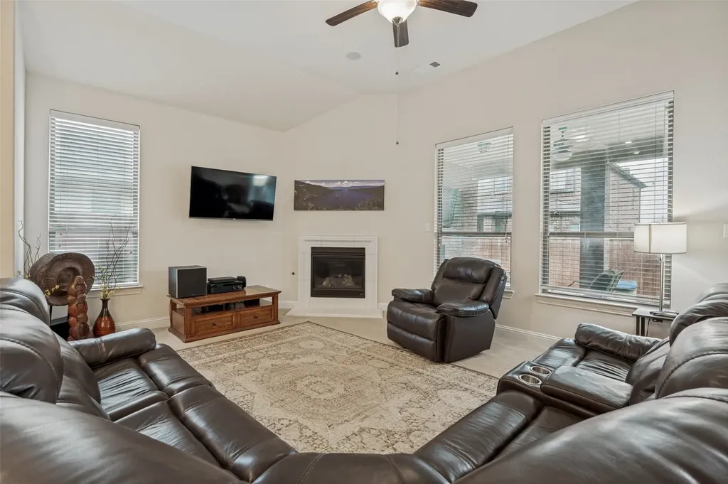 2810 Green Circle Drive Mansfield TX 76063