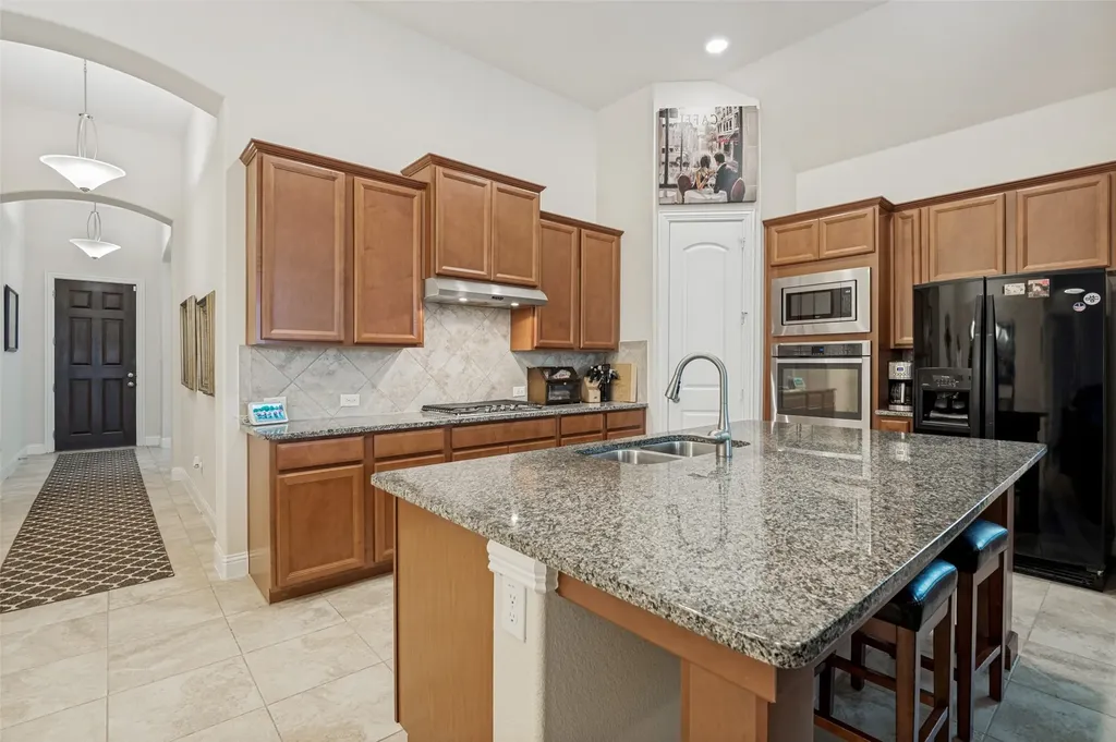 2810 Green Circle Drive Mansfield TX 76063