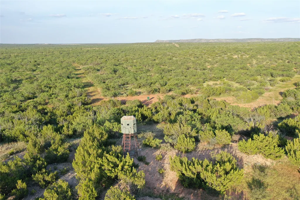 144000 Tx Highway 208 Robert Lee TX 76945