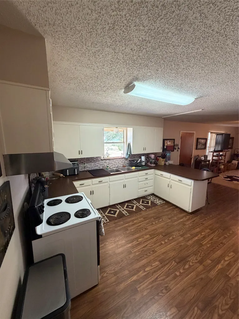 144000 Tx Highway 208 Robert Lee TX 76945
