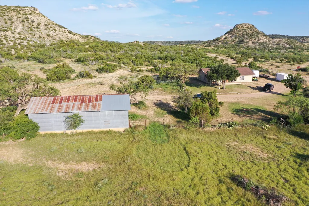 144000 Tx Highway 208 Robert Lee TX 76945