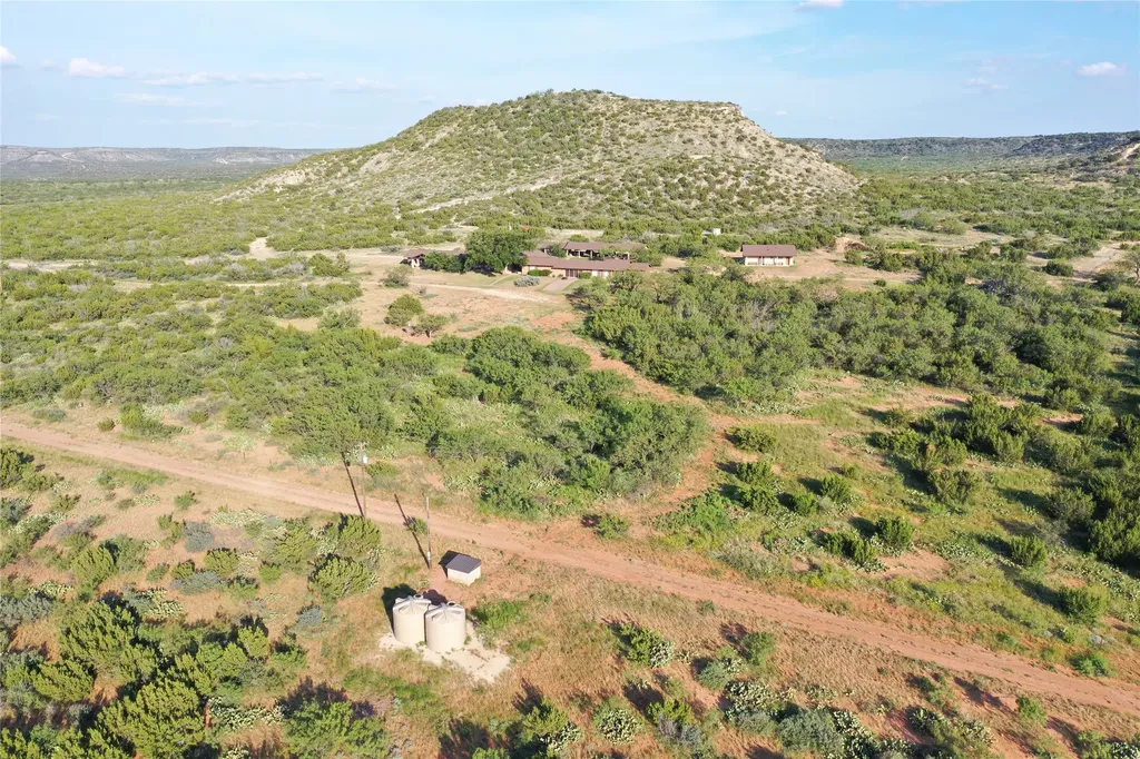 144000 Tx Highway 208 Robert Lee TX 76945