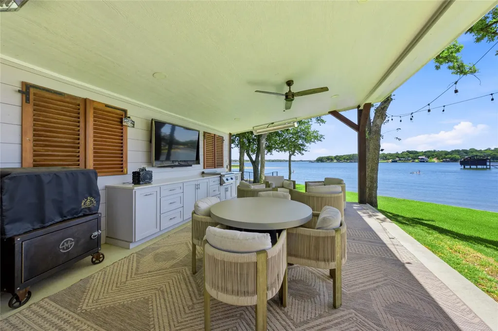 104 Doering Bay Circle Mabank TX 75156