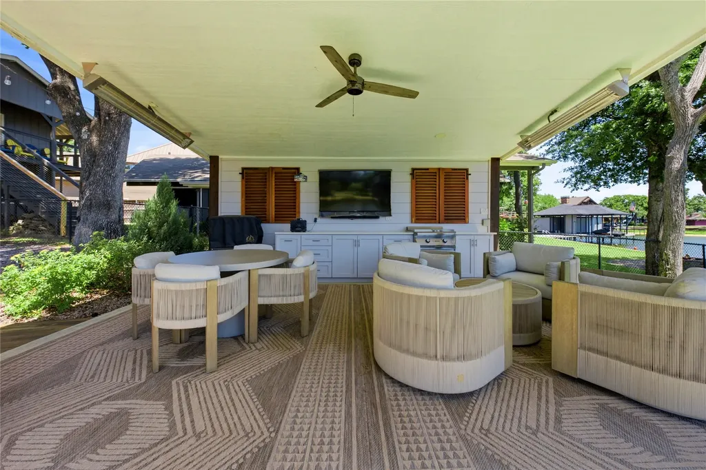 104 Doering Bay Circle Mabank TX 75156