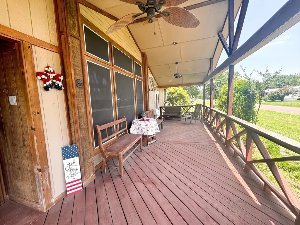 129 Saint Michaels Drive Trinidad TX 75163