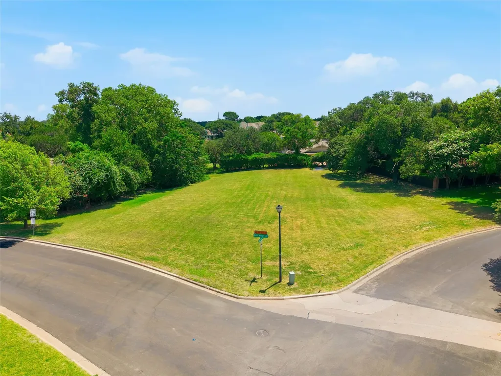 3301 N Ridge Drive Waco TX 76710