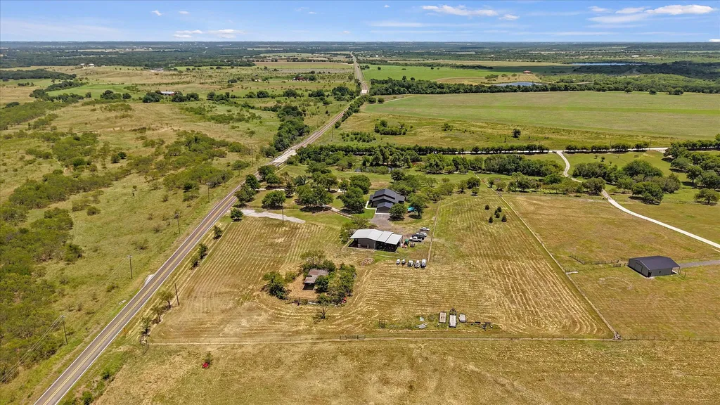 9861 Fm-66 Maypearl TX 76064