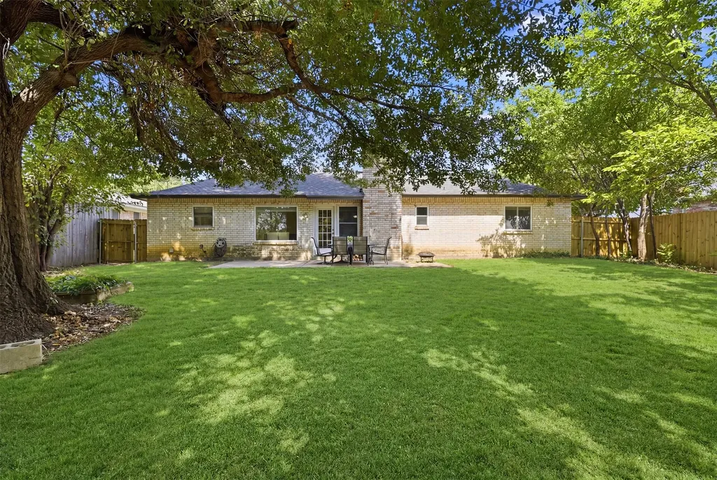 3113 Spring Lake Drive Bedford TX 76021