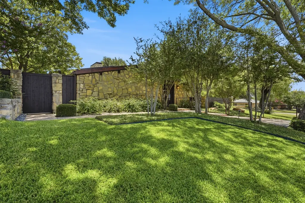 512 S Ammerman Avenue Eastland TX 76448