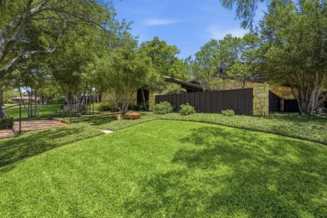 512 S Ammerman Avenue Eastland TX 76448