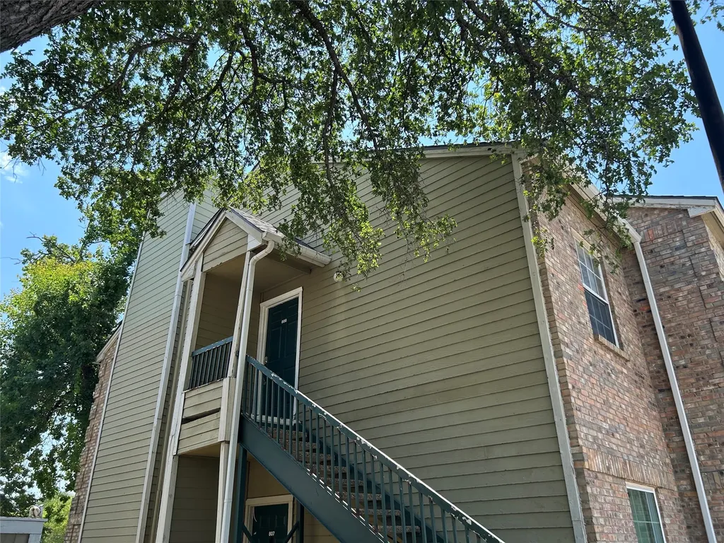 4107 Esters Road Irving TX 75038