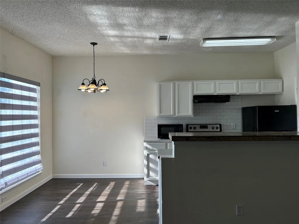 4107 Esters Road Irving TX 75038
