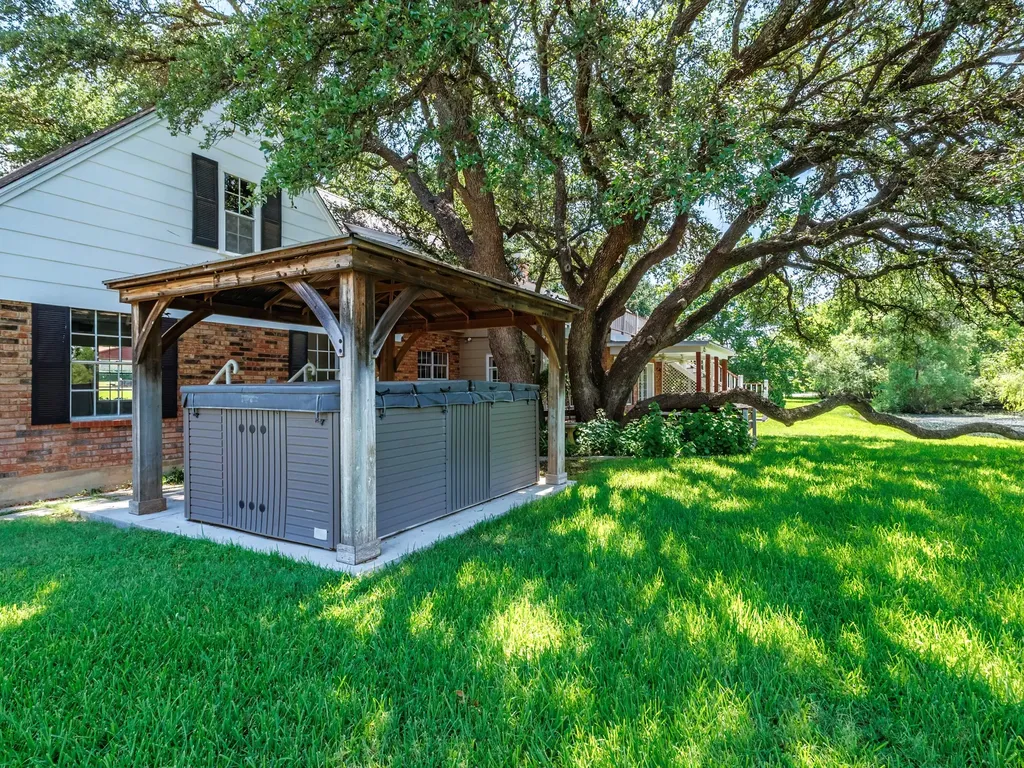4501 River Oaks Drive Brownwood TX 76801