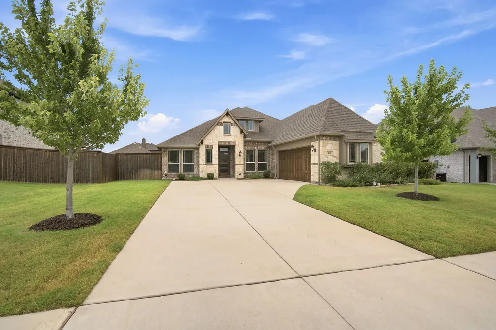 466 Summer Grove Drive Midlothian TX 76065