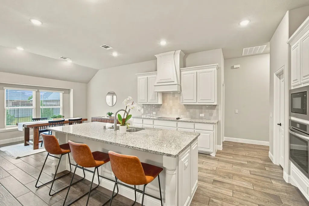 466 Summer Grove Drive Midlothian TX 76065