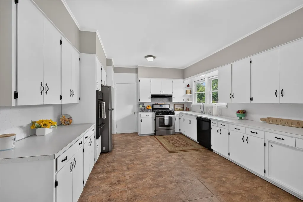 4940 Dixie Garden Drive Shreveport LA 71105