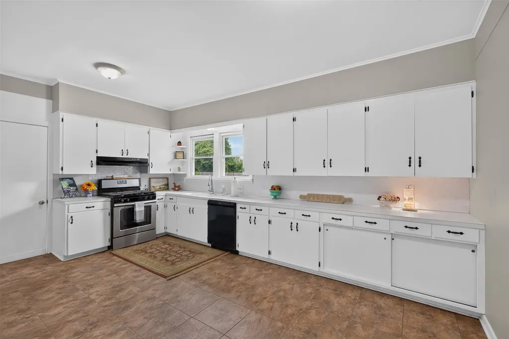 4940 Dixie Garden Drive Shreveport LA 71105