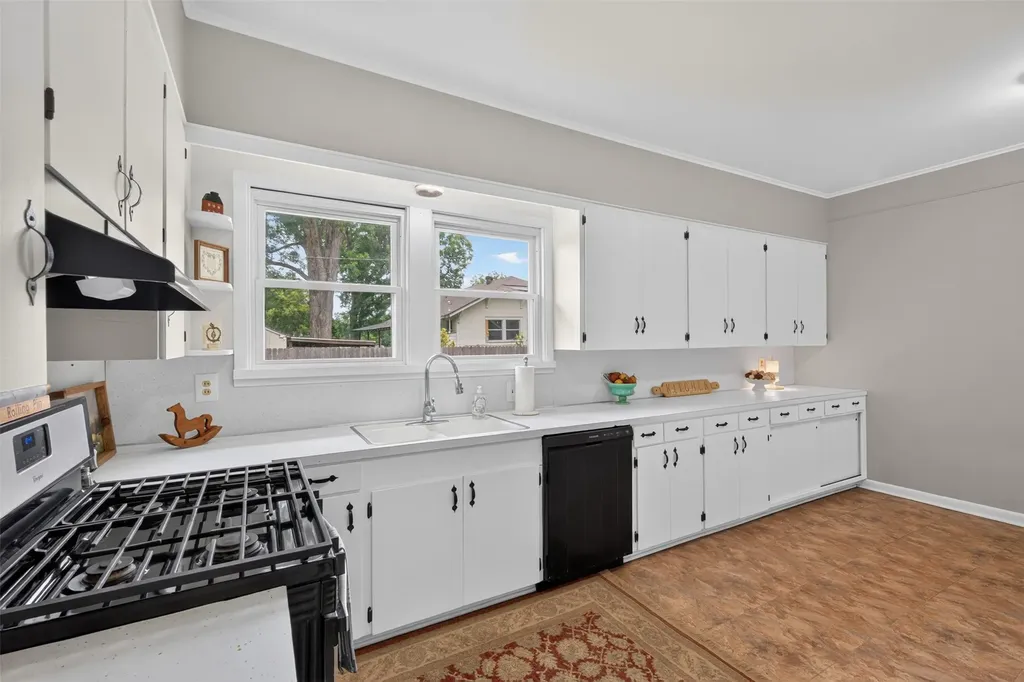 4940 Dixie Garden Drive Shreveport LA 71105
