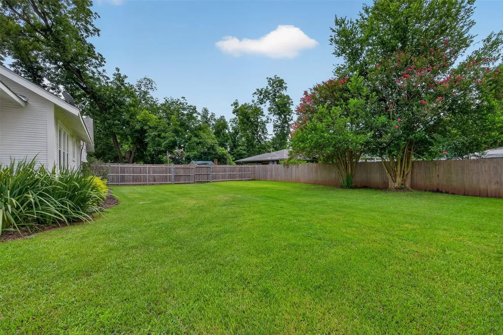 4940 Dixie Garden Drive Shreveport LA 71105
