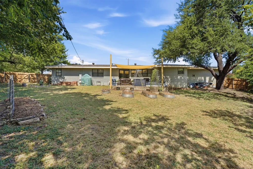 627 Bellaire Drive Woodway TX 76712