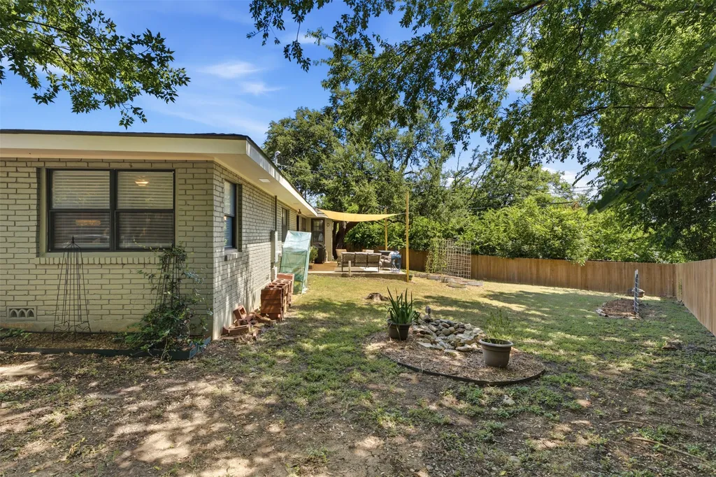 627 Bellaire Drive Woodway TX 76712