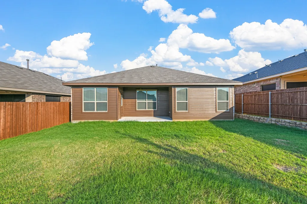 131 Orchard Pines Place Boyd TX 76023