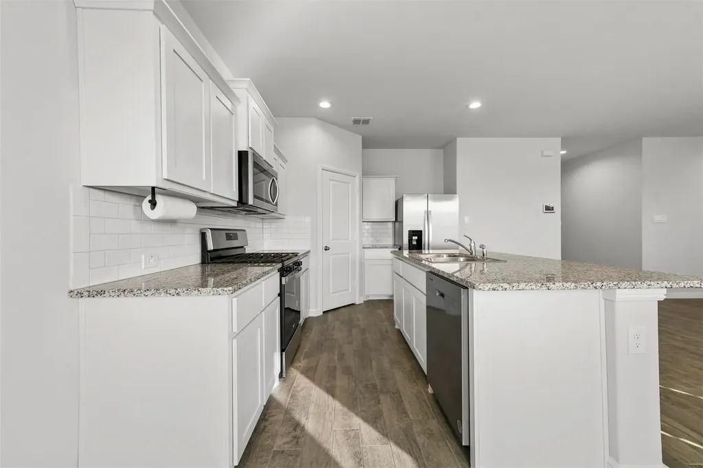 131 Orchard Pines Place Boyd TX 76023