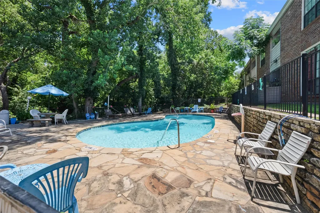 8545 Midpark Road Dallas TX 75240