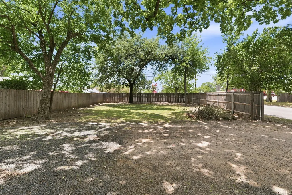 2601 Columbus Avenue Waco TX 76710