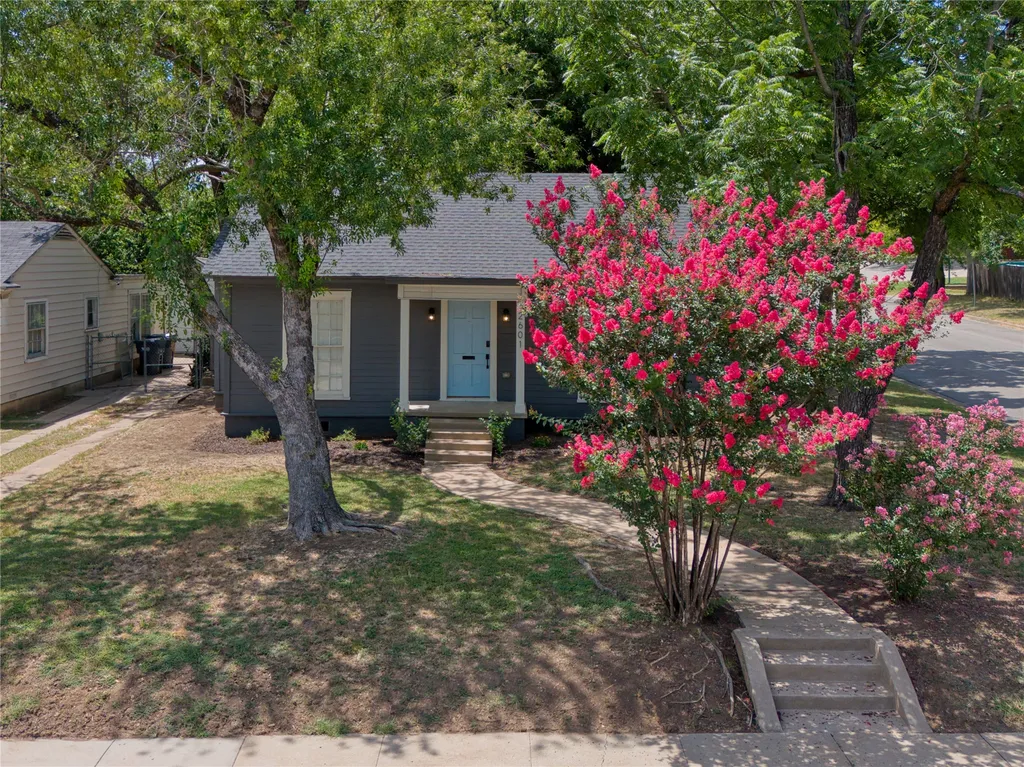 2601 Columbus Avenue Waco TX 76710