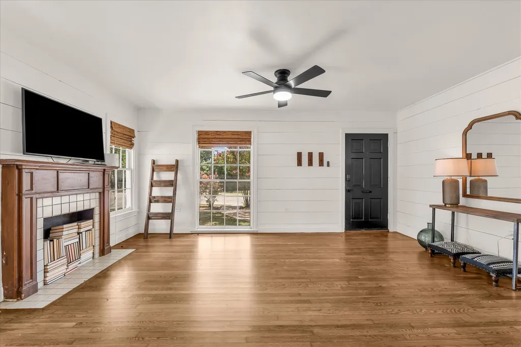 2601 Columbus Avenue Waco TX 76710