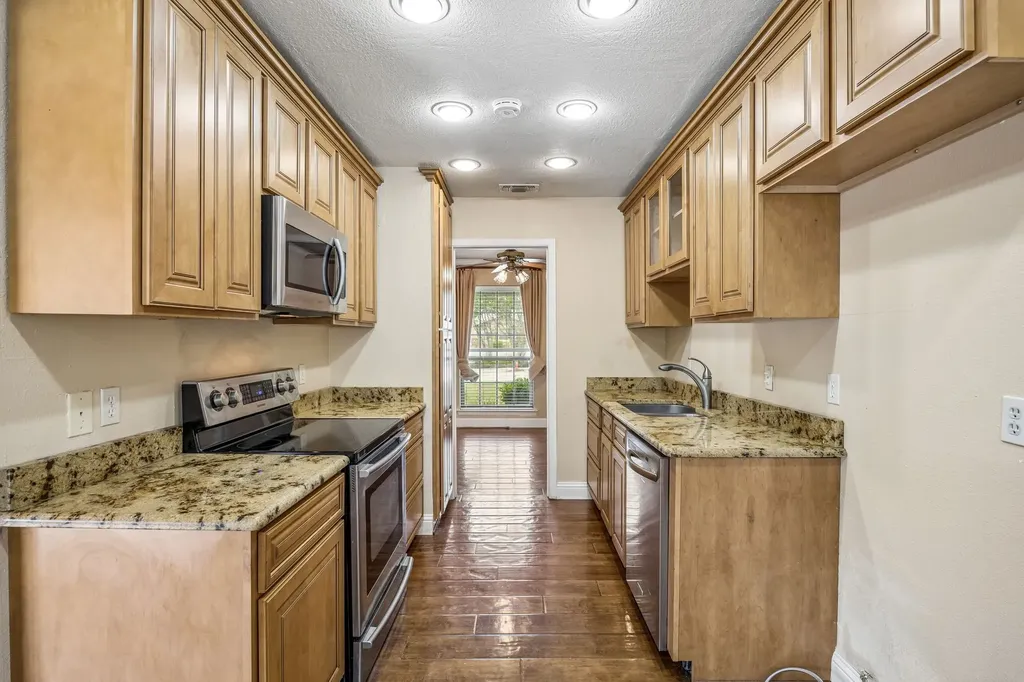 2010 Custer Parkway Richardson TX 75080