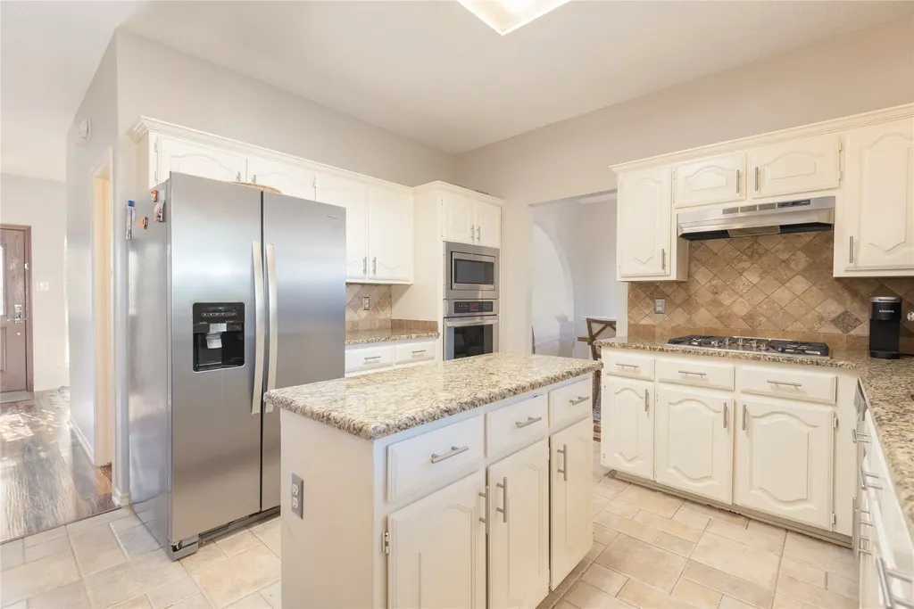 620 Sierra Vista Allen TX 75002
