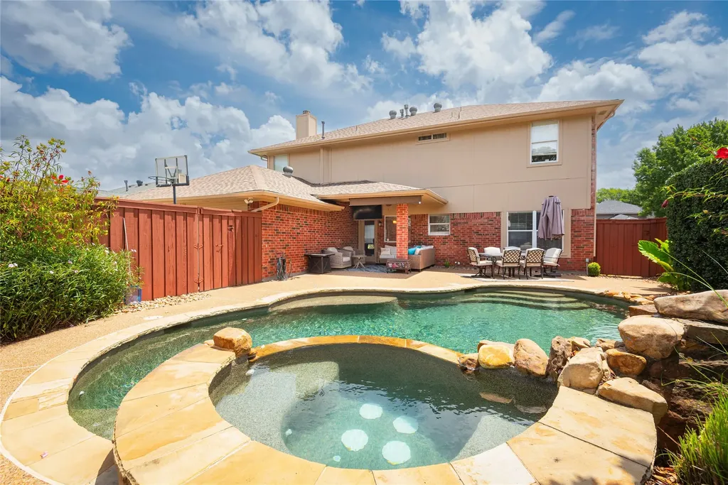 620 Sierra Vista Allen TX 75002