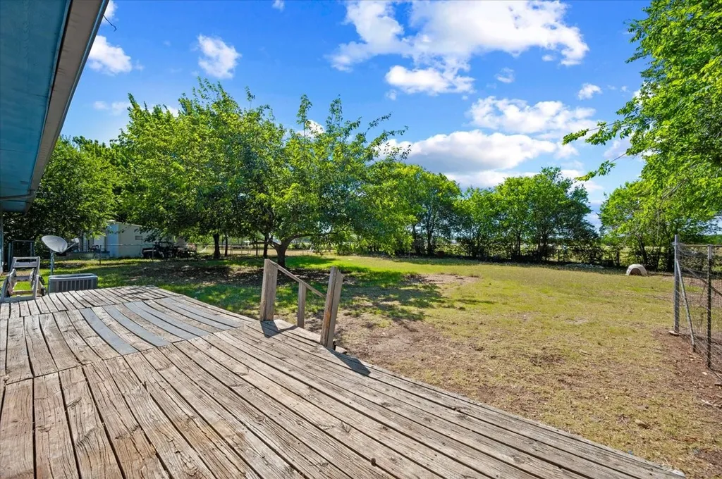 104 Parker Street Italy TX 76651