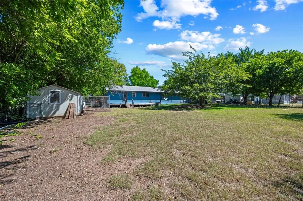 104 Parker Street Italy TX 76651