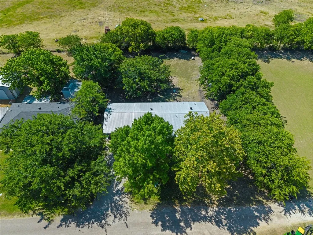 104 Parker Street Italy TX 76651