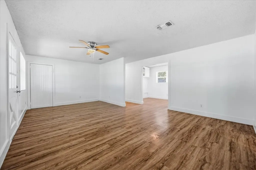 104 Parker Street Italy TX 76651