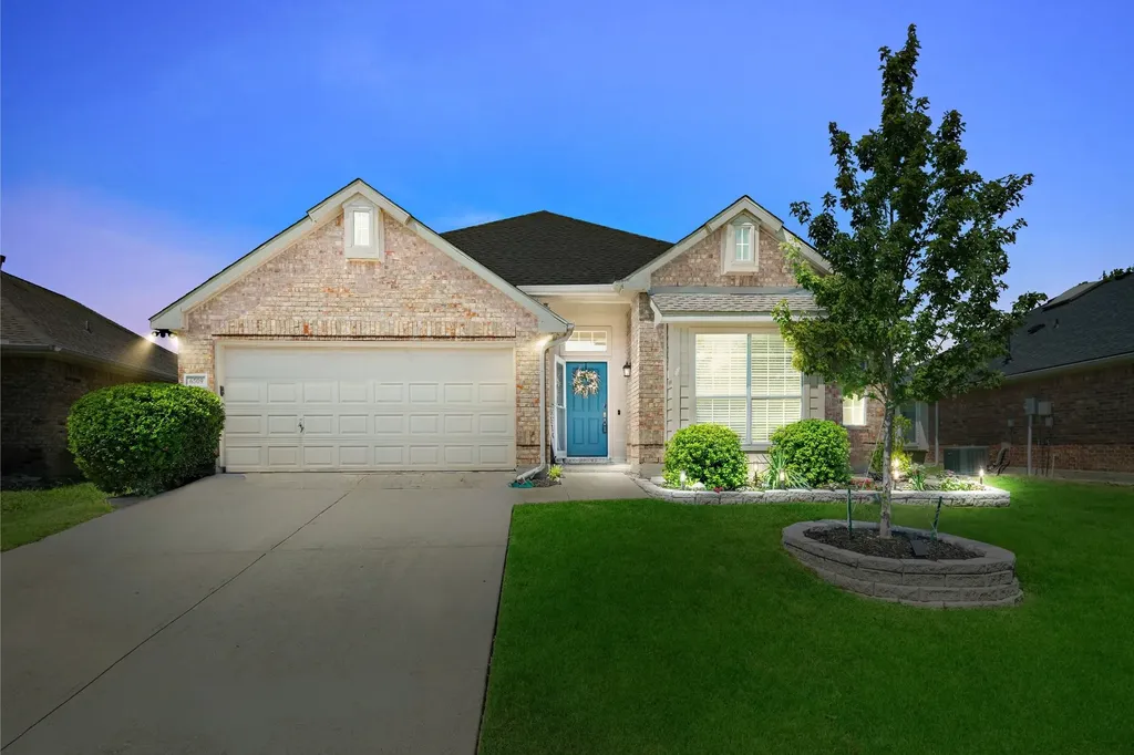 6509 Lake Forest Lane Sachse TX 75048