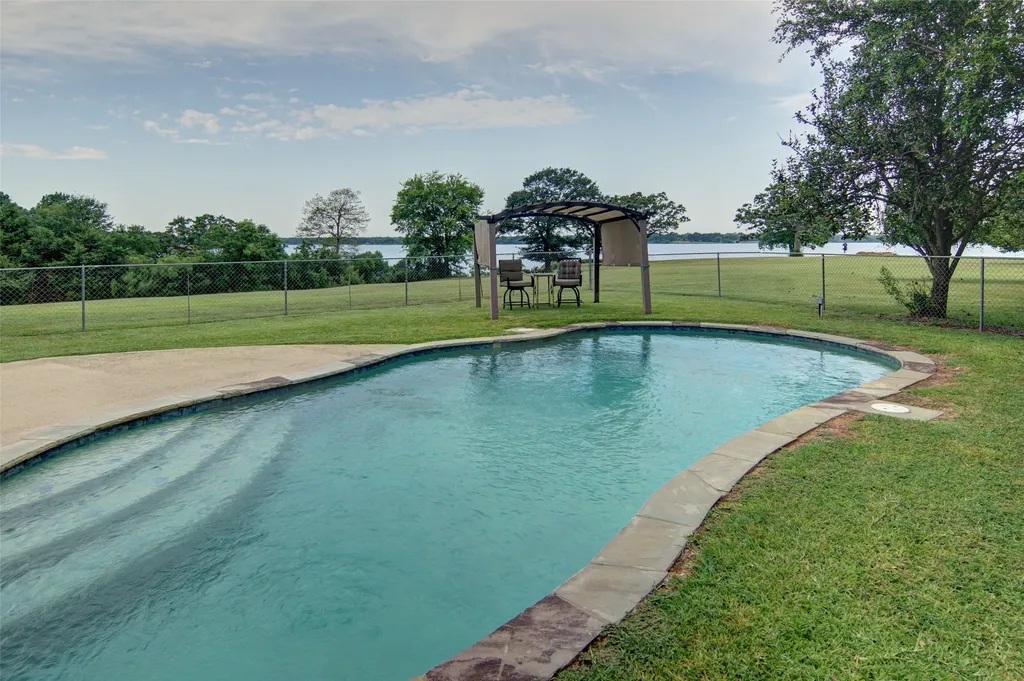 4189 Fm 2946 Emory TX 75440
