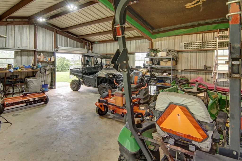 4189 Fm 2946 Emory TX 75440