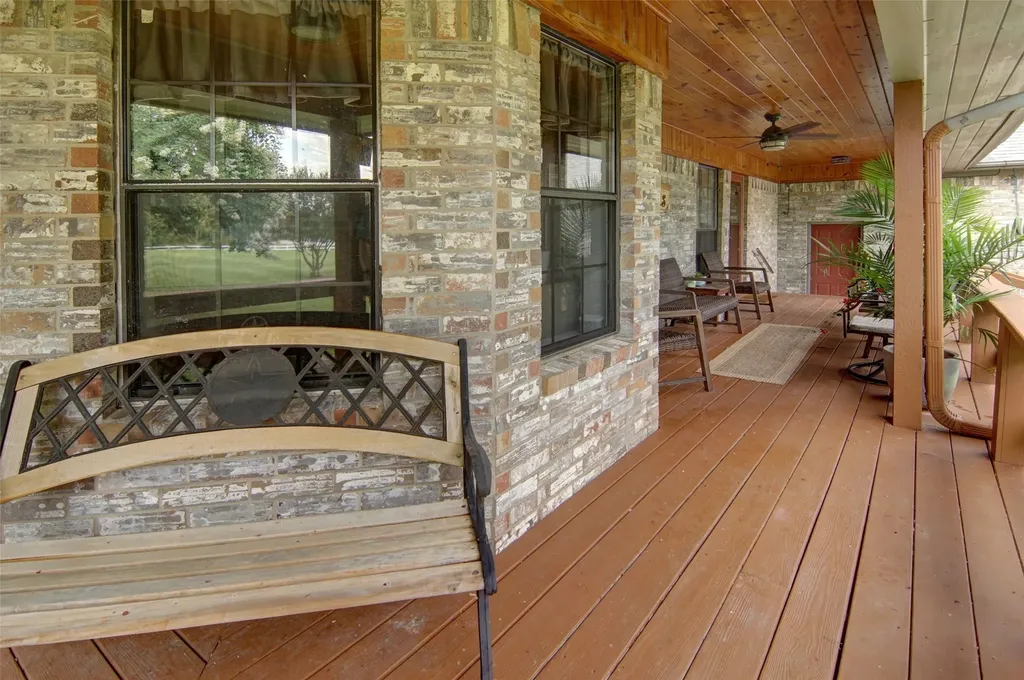 4189 Fm 2946 Emory TX 75440