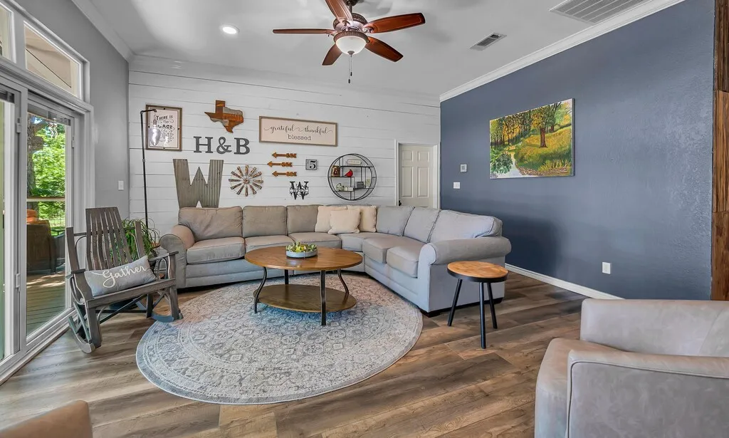 5819 Fm 56 Clifton TX 76634