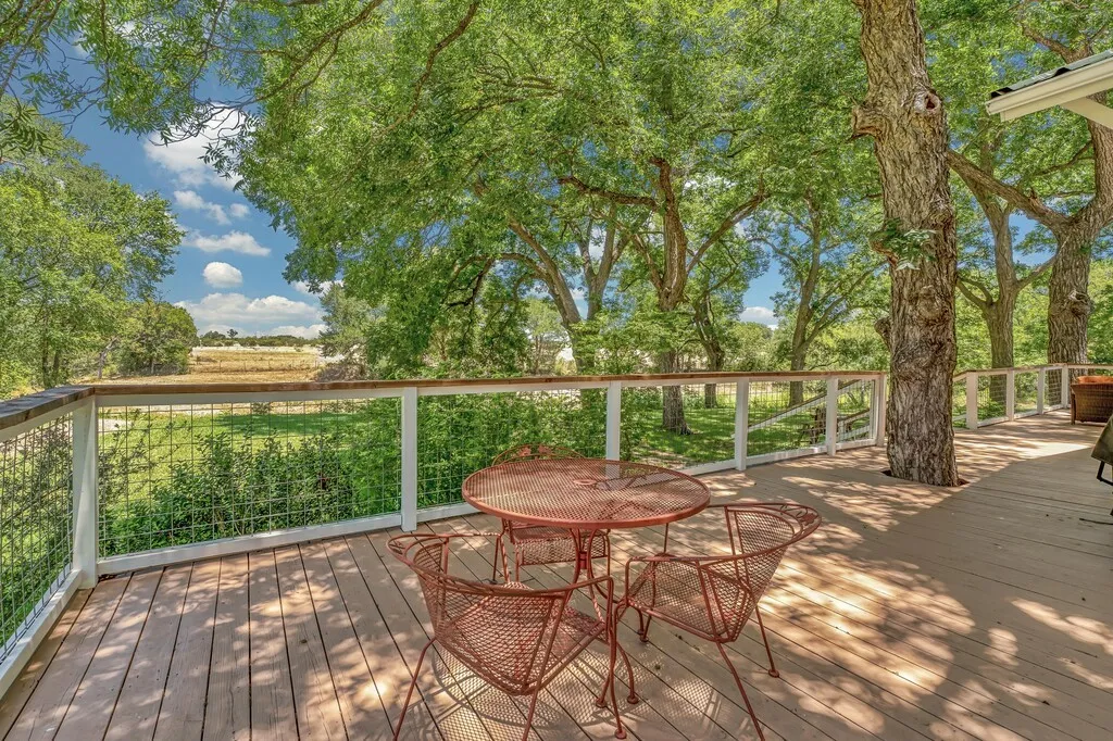 5819 Fm 56 Clifton TX 76634